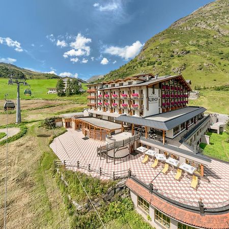 Panorama Hotel Almhof Galtür Exterior foto