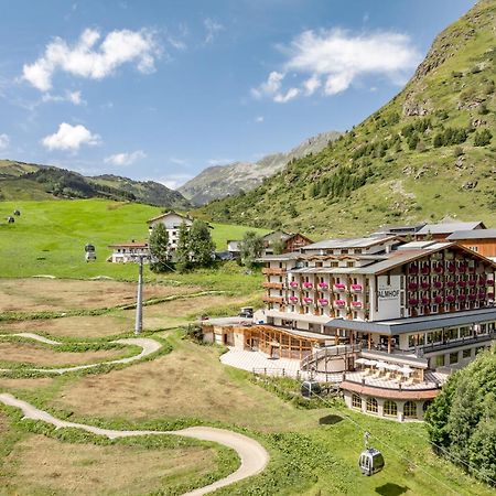 Panorama Hotel Almhof Galtür Exterior foto