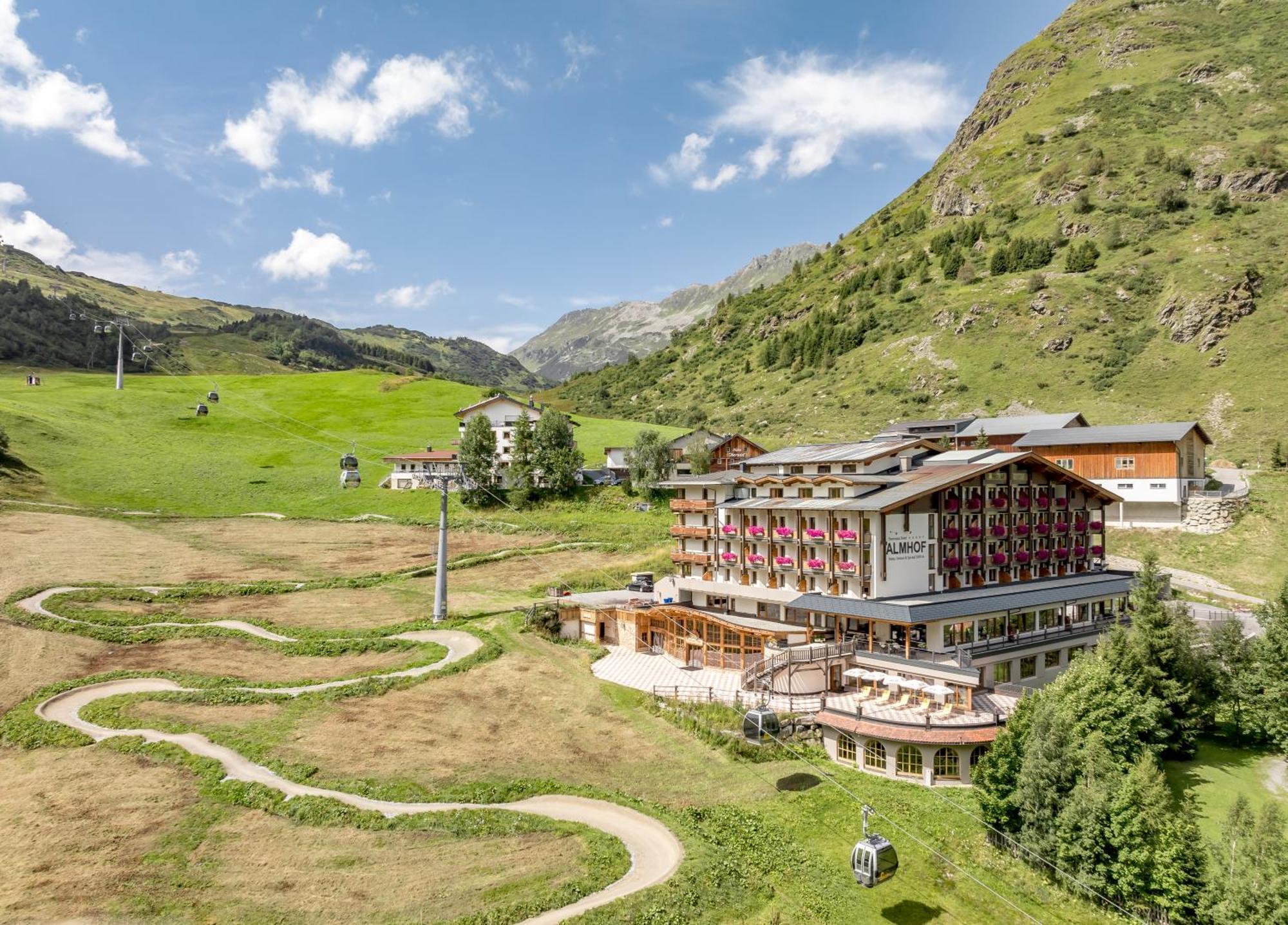 Panorama Hotel Almhof Galtür Exterior foto